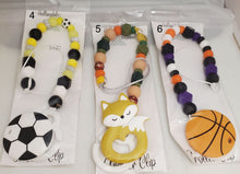 Load image into Gallery viewer, Teether-Stroller Clip